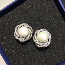 Elegant Anti-allergic Pearl Earrings  