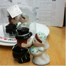 Ceramic Kiss Salt & Pepper Shakers Set