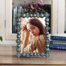 European Vintage Photo Frame (White & Green)